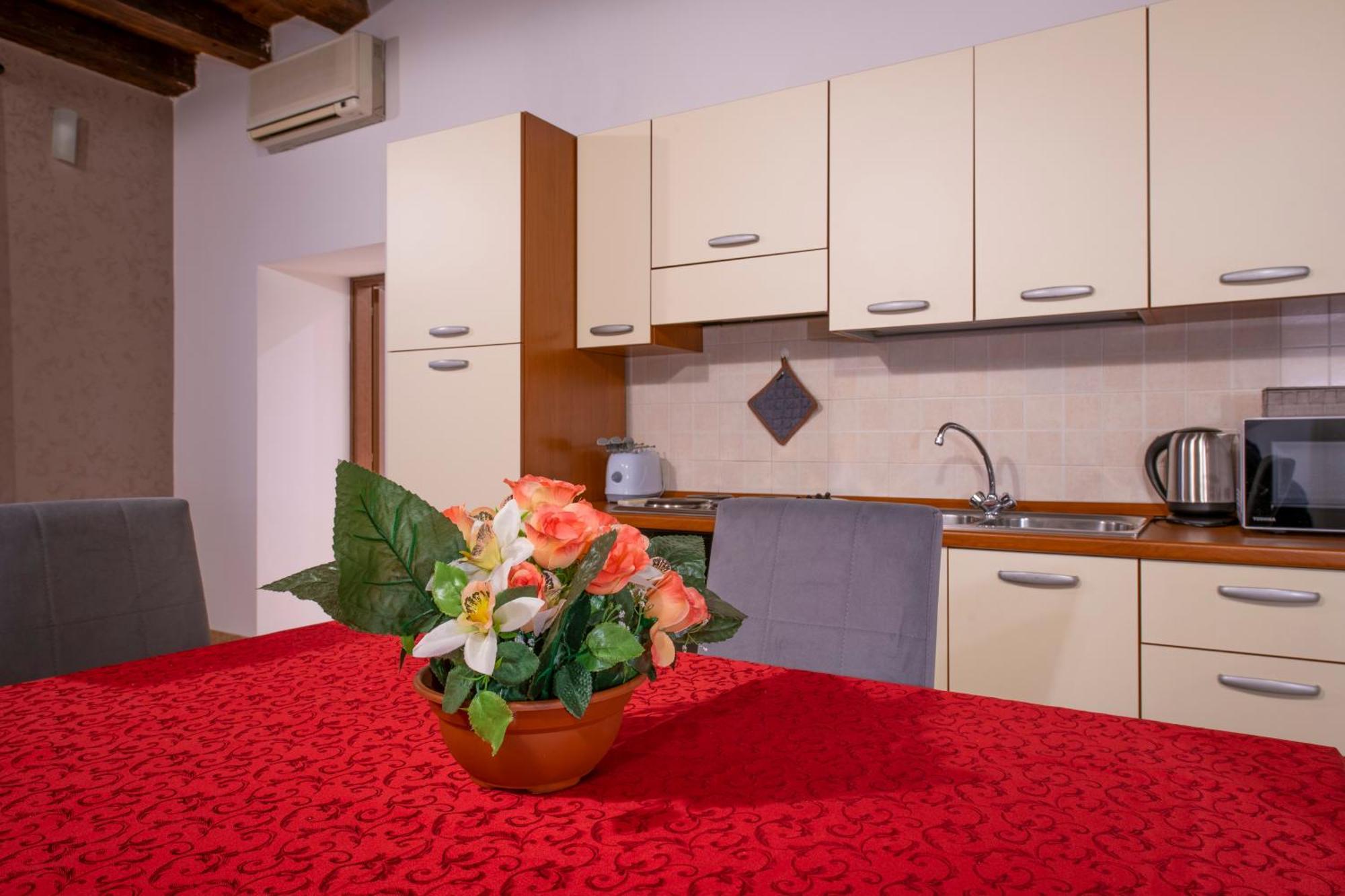 Palace Home Mazzini Verona Center 1 Exterior foto